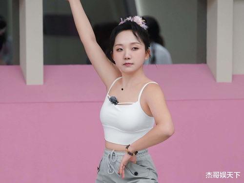 国产乱老熟300部,揭秘中国影视行业独特现象  第2张